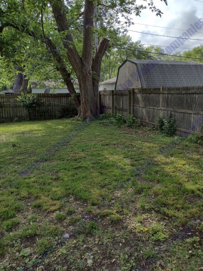 Building Photo - Available August 1st 2026!