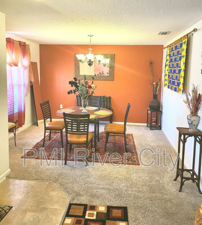 Building Photo - 2132 Sotterley Ln