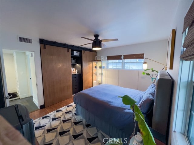 Building Photo - 462 Crestvale Dr