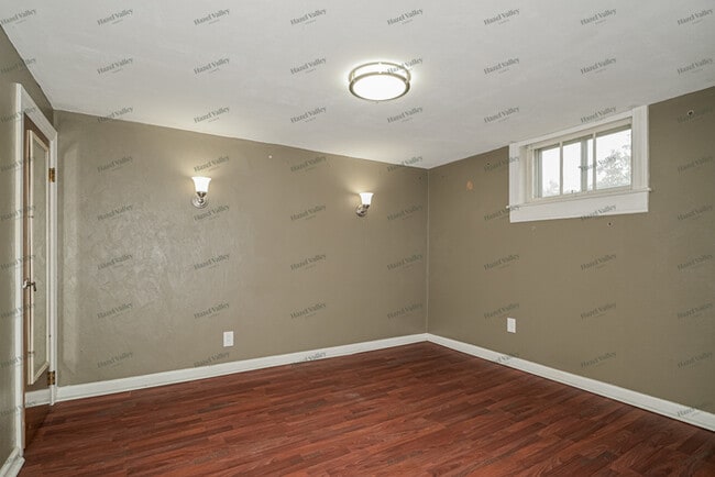 Building Photo - 8932 Pallardy Ln