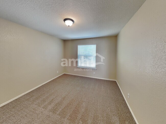 Building Photo - 11766 Wayward Daisy