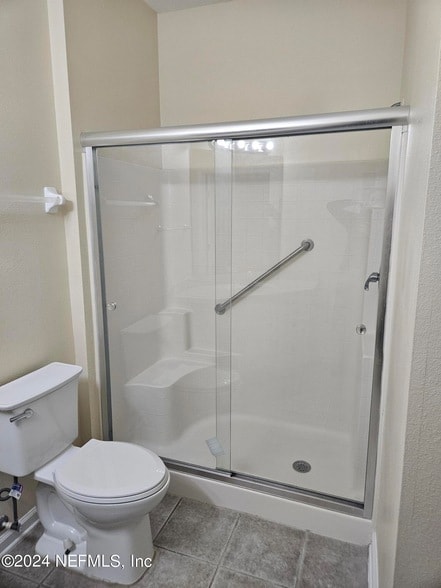 Building Photo - 7801 Point Meadows Dr