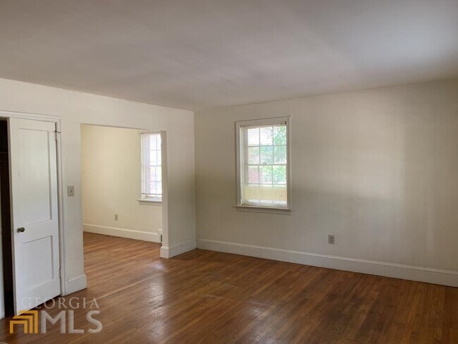 Building Photo - 1451 S Milledge Ave