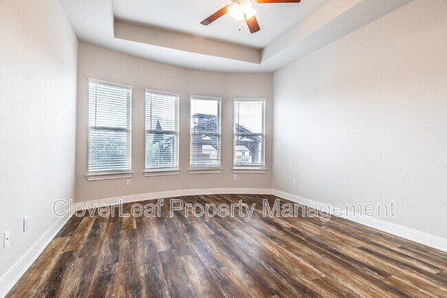Building Photo - 3159 Daisy Meadow