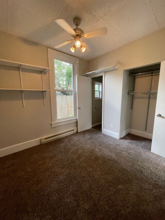 Building Photo - 112 Lincoln St