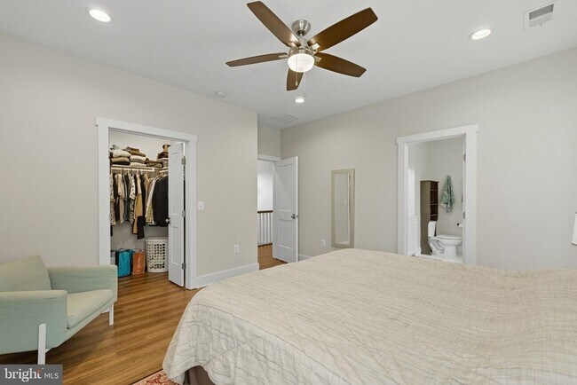 Building Photo - 8193 Major Watters Ct