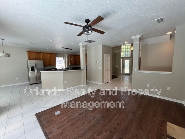 Building Photo - 2637 Stanmore Ct