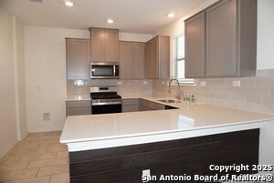 Building Photo - 4809 Park Gln