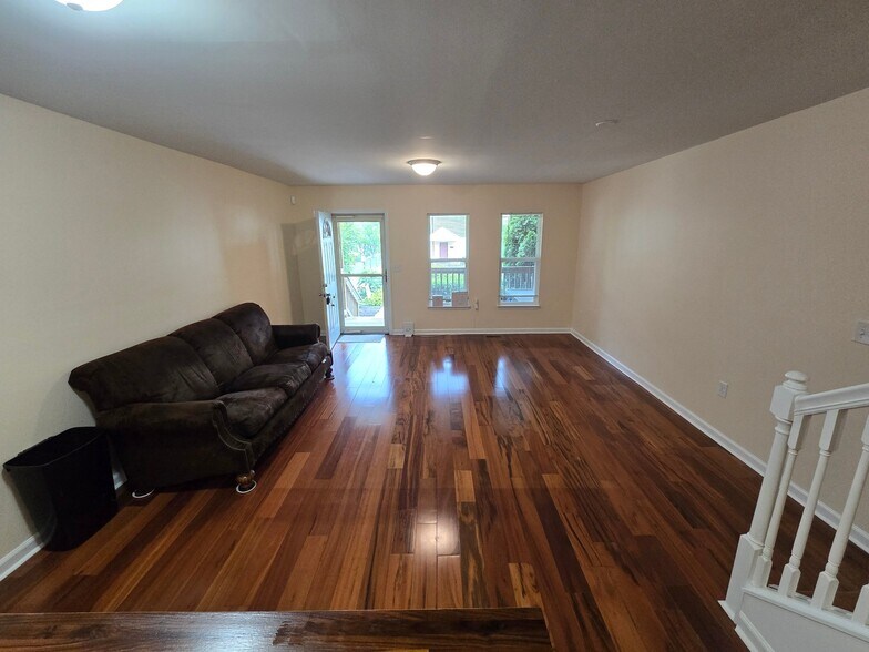 Building Photo - 1404 N 30th St