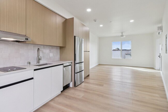 Building Photo - 4456 30th Street - North Parks Elevated Spanish Style Community