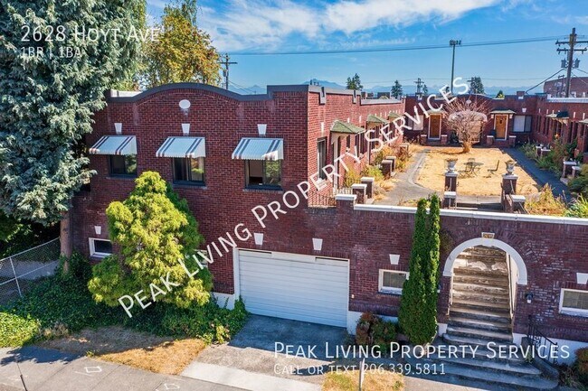 Building Photo - Bayside Collection - Spacious 1bd 1ba in D...