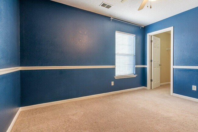 Building Photo - 12138 Longleaf Oak Trail