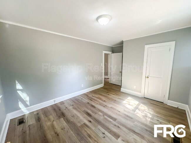 Building Photo - 1407 Edgerton St