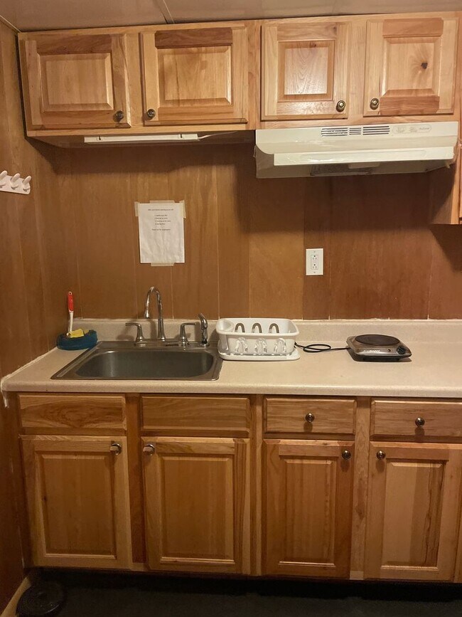 Building Photo - Spacious 4BR House in Fairview Heights