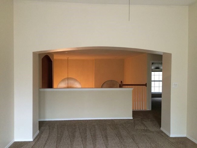 Building Photo - 746 Treaty Oak