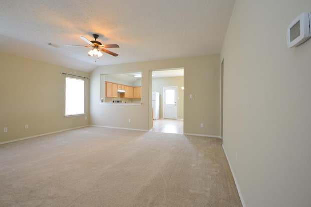 Building Photo - 8707 Farm Ridge Ln