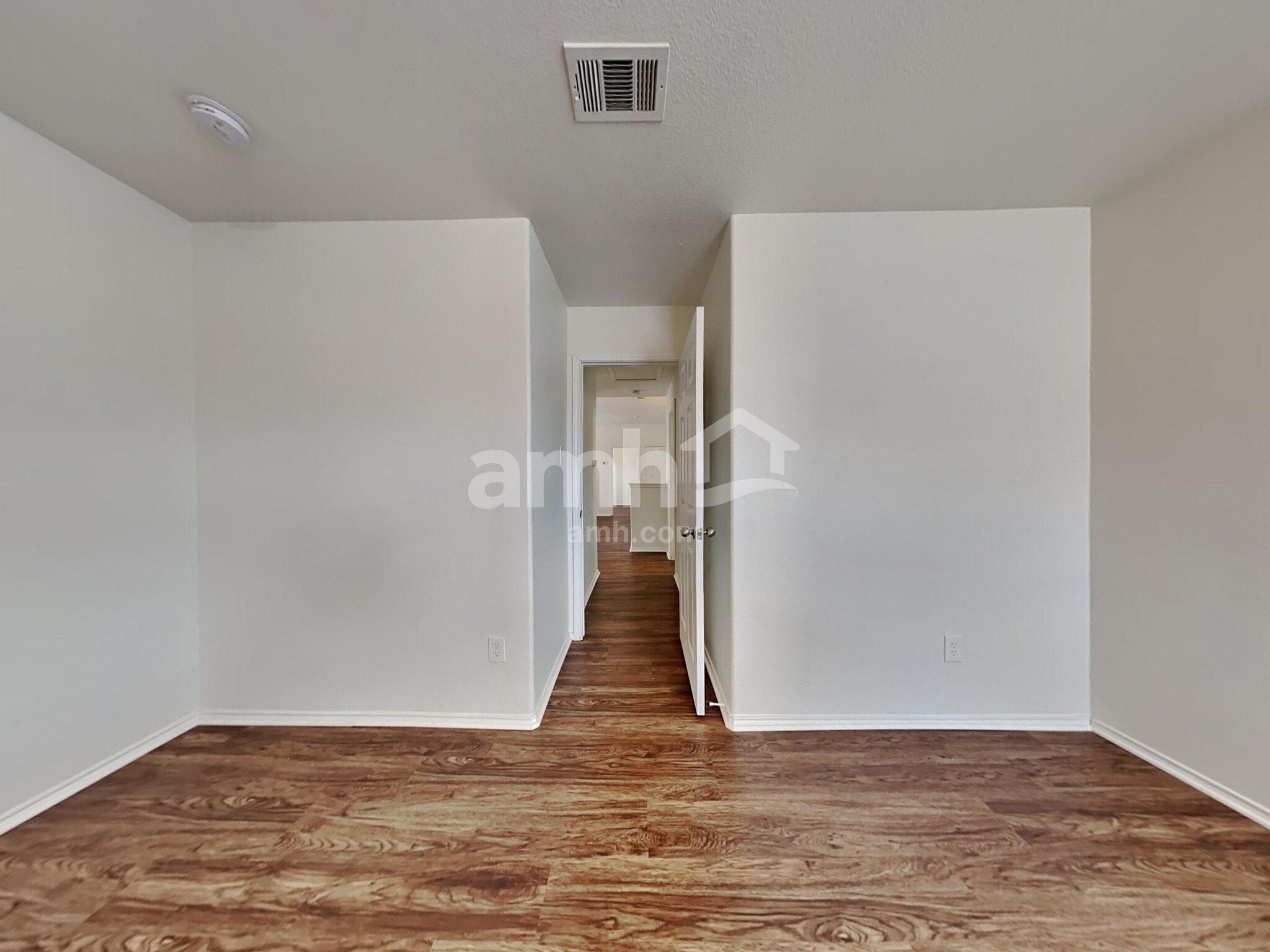Building Photo - 700 Locustberry Dr
