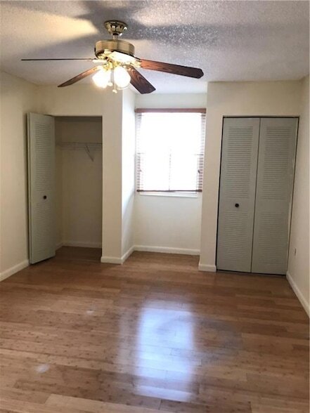 Building Photo - 7061 SW 41st Pl