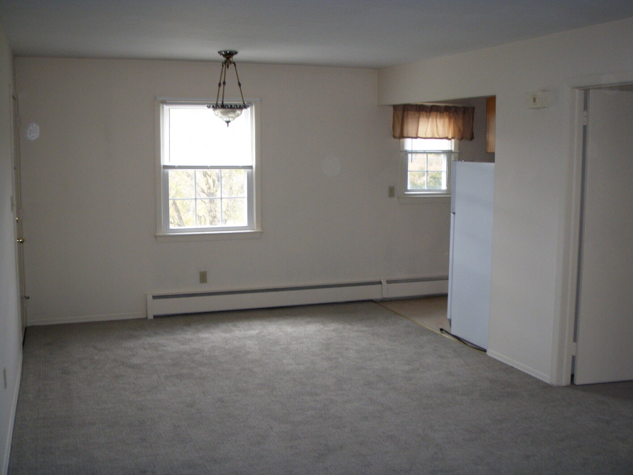 Building Photo - 31 Pilgrim Trl