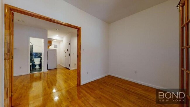 Building Photo - 2 bedroom in NEW YORK NY 10003