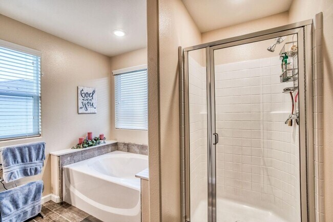 Building Photo - 3678 Parkstone Wy