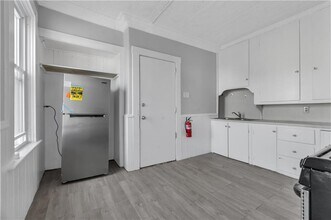 Building Photo - 244 Paradis Ave