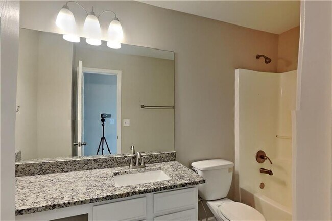Building Photo - 1420 Rocky Shoals Ln