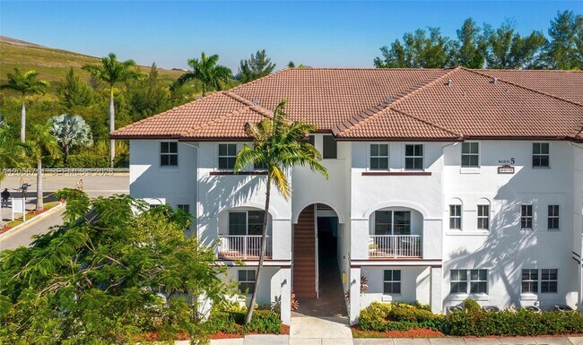 Building Photo - 8800 NW 97th Ave