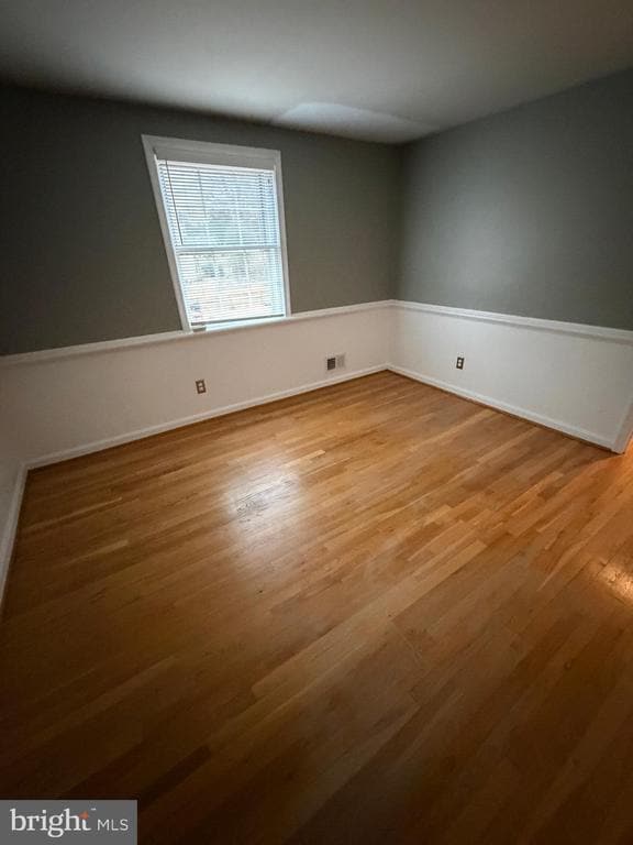 Building Photo - 7000 Old Cabin Ln