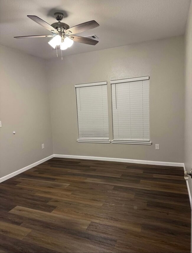 Building Photo - 4741 Providence St