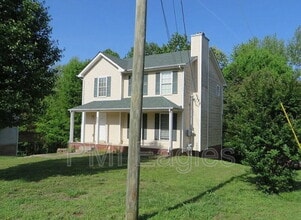 Building Photo - 998 Sugarcane Way