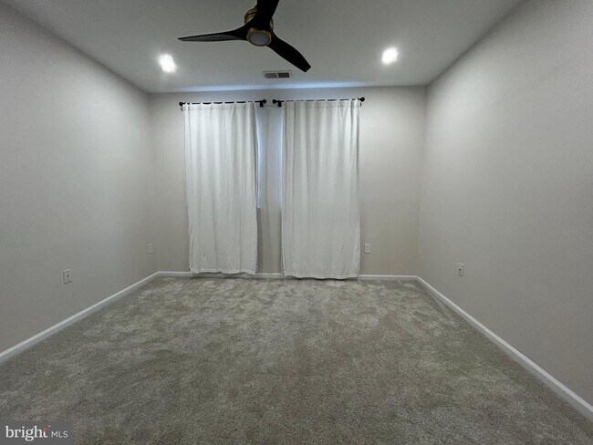 Building Photo - 9480 Virginia Center Blvd