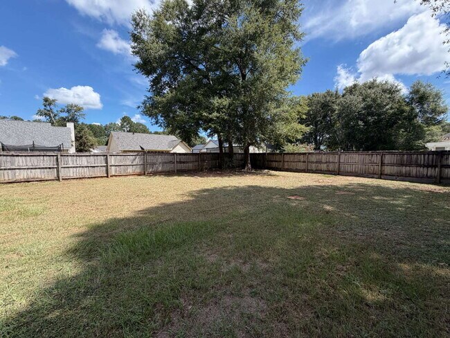 Building Photo - Available for rent in Chapelwood Subdivision