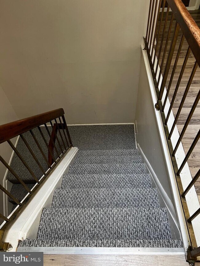 Building Photo - 50 Stonegate Dr
