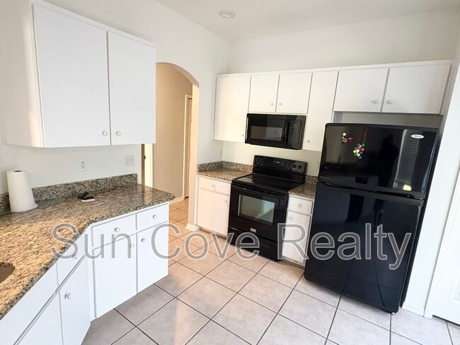 Building Photo - 34801 Double Eagle Ct