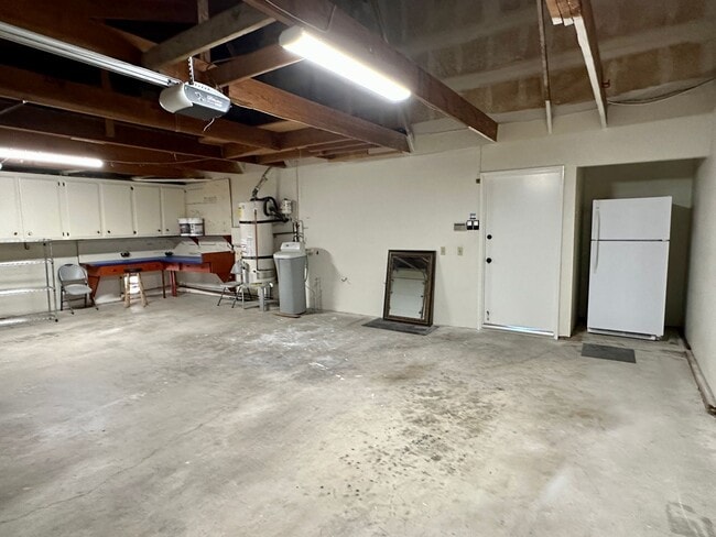 Building Photo - Beautiful Hilltop Del Cerro House with Amazing Views As Far As The Ocean!