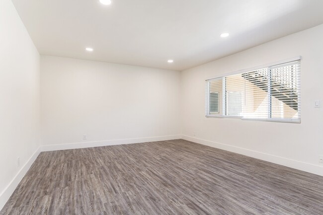 Livingroom - Aurora Vista Apartments