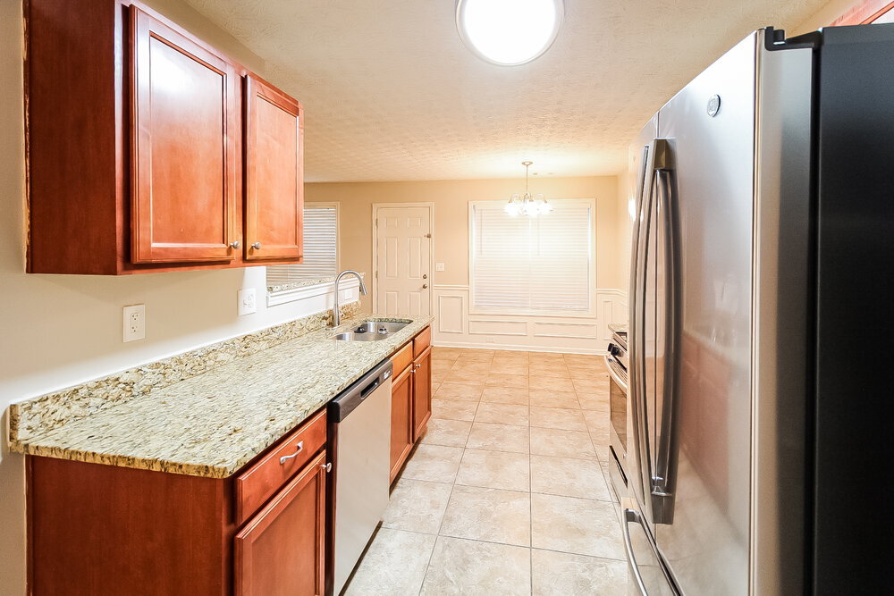 Building Photo - 581 Shadow Valley Ct