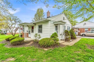 Building Photo - 10266 Manorford Dr
