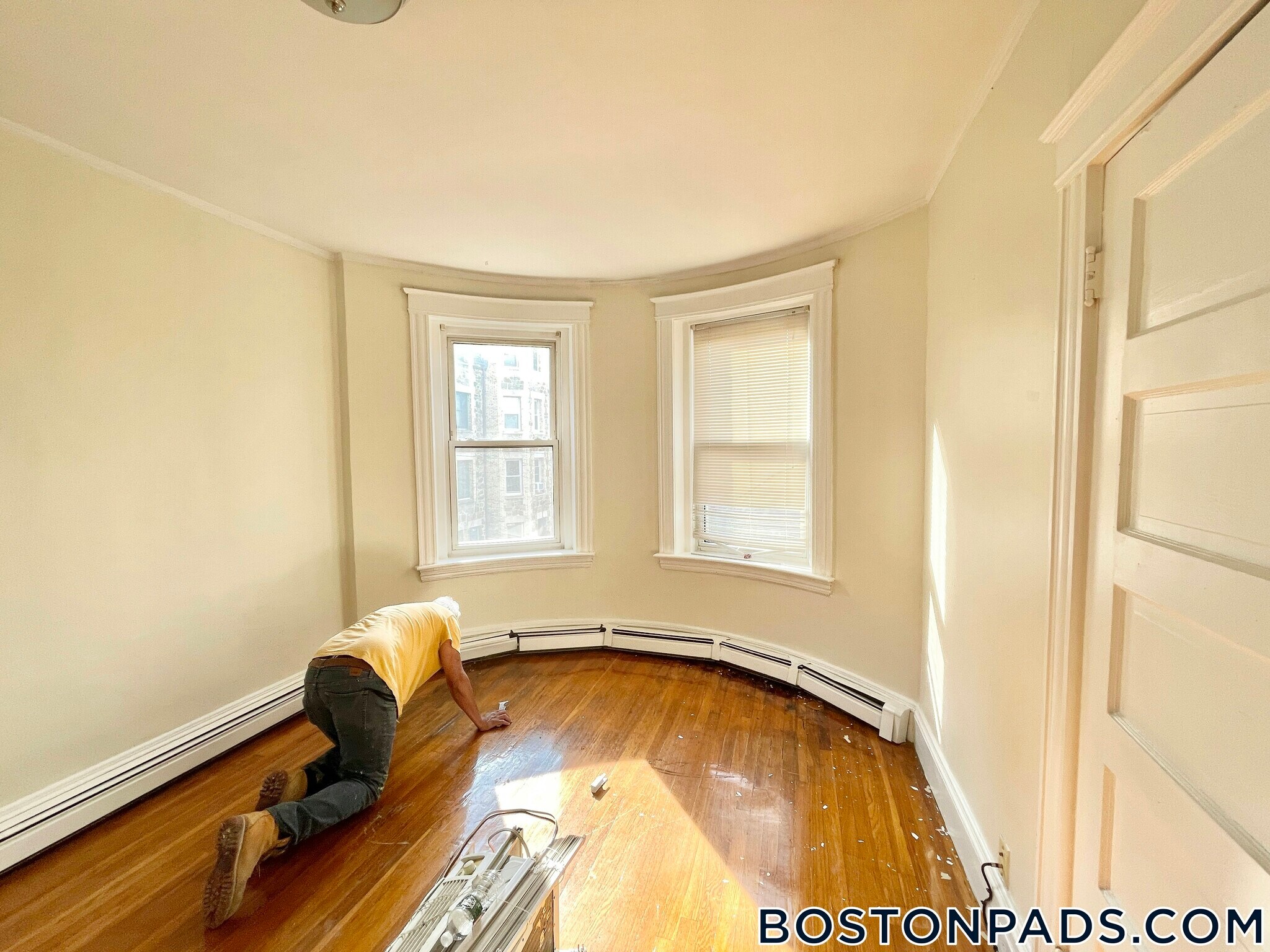 Building Photo - 208 Winthrop Rd