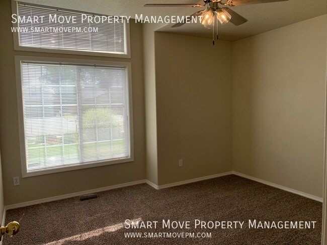 Building Photo - 10890 W Tidewater Ct