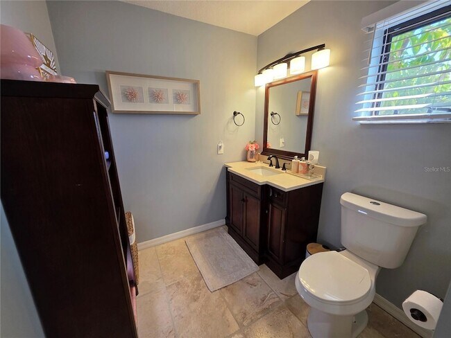 Building Photo - 13 Seaward Cir