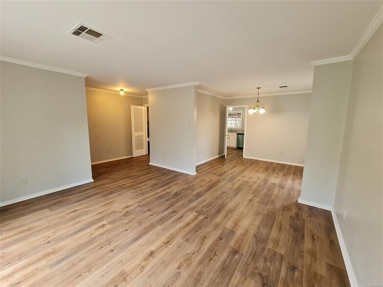 Building Photo - 3573 Audubon Rd