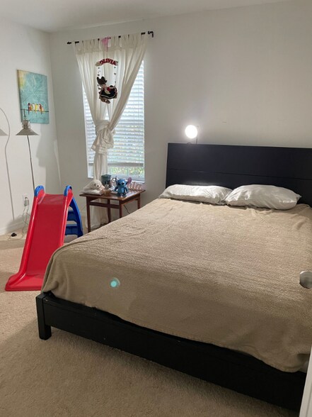 Building Photo - 3066 Rodrick Cir