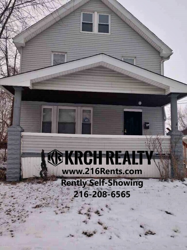 Building Photo - Available Now! Remodeled 3 Bed 1 bath home!
