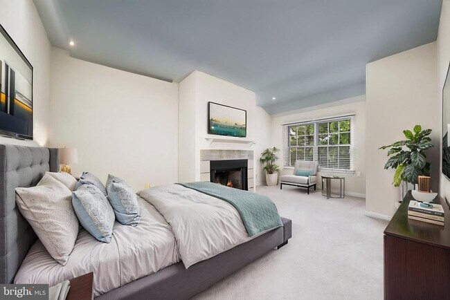 Building Photo - 12109 Green Ledge Ct