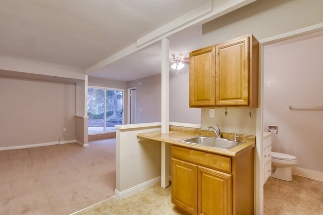 Primary Photo - 450+ Sqft Studio in University City