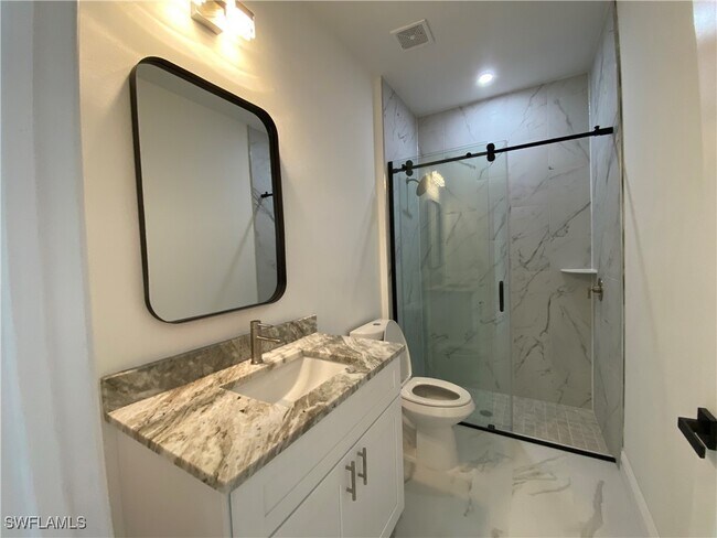 Building Photo - 5444 Billings St