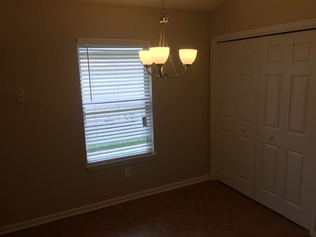 Building Photo - 840 Mackenzie Cir