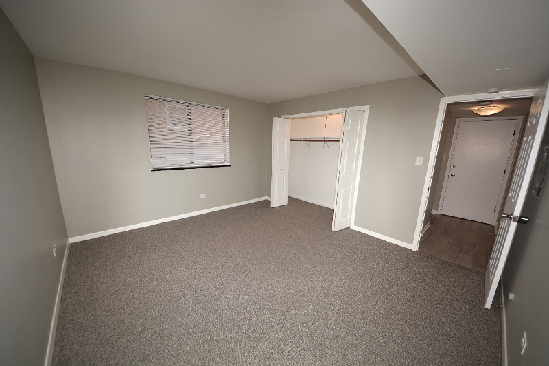 Building Photo - 319 Bluff Ave